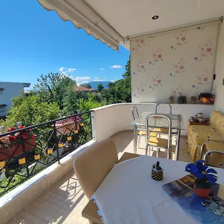 корал Apartamento